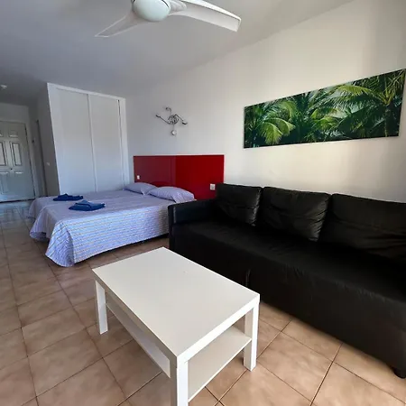 Apartamento Modern Free Wifi Heated Pool *