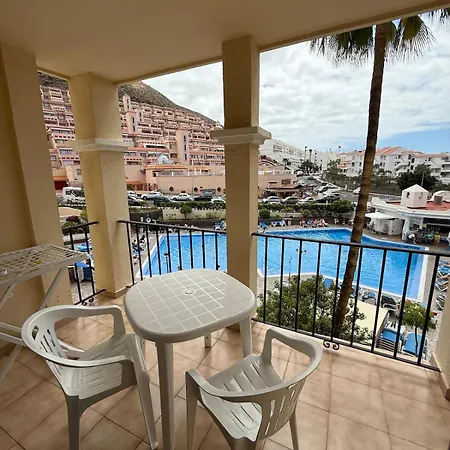 Апартаменты Modern Free Wifi Heated Pool Лос Кристианос